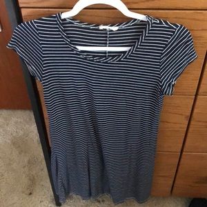 Short sleeve T-shirt dress